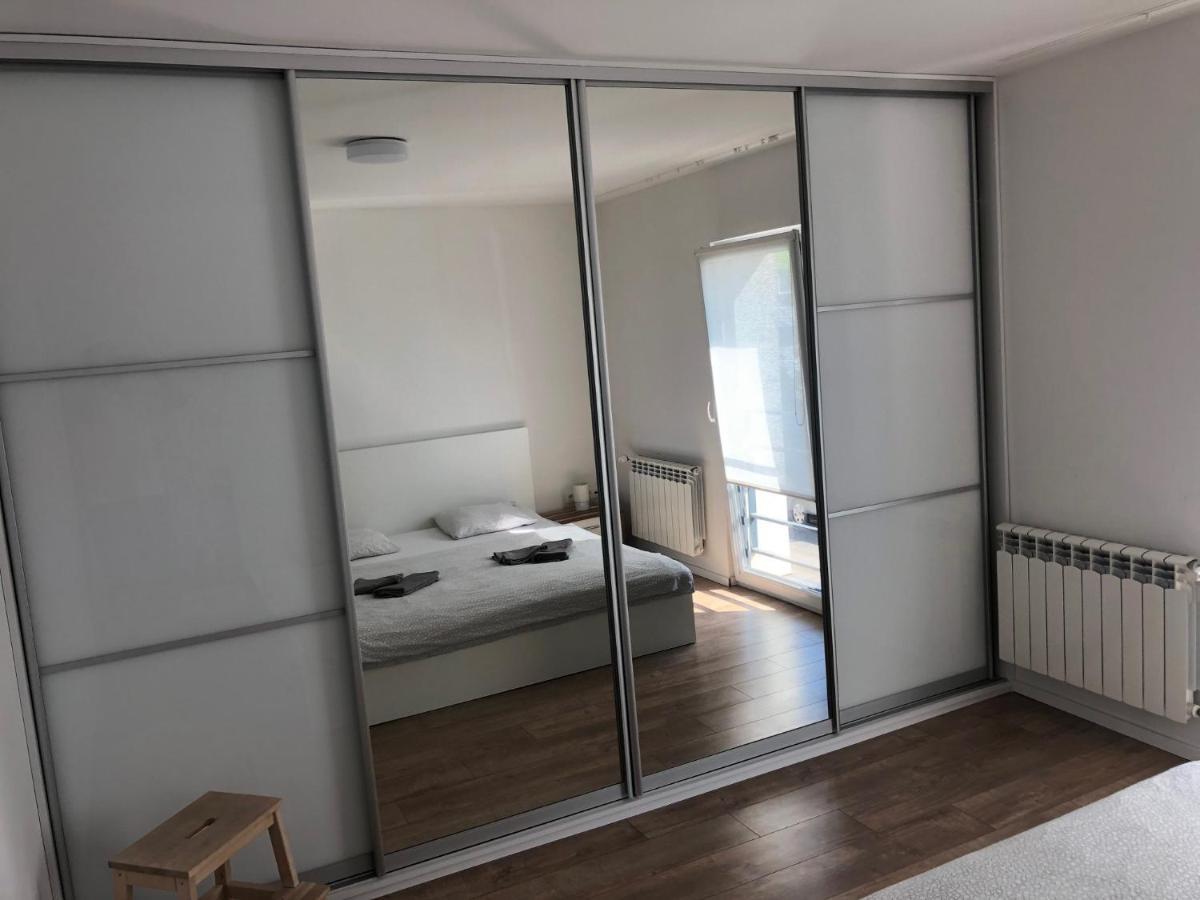 Apartman V Centre Michaloviec มิคาโลเท ภายนอก รูปภาพ
