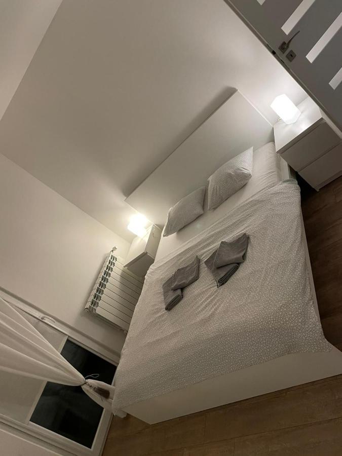 Apartman V Centre Michaloviec มิคาโลเท ภายนอก รูปภาพ
