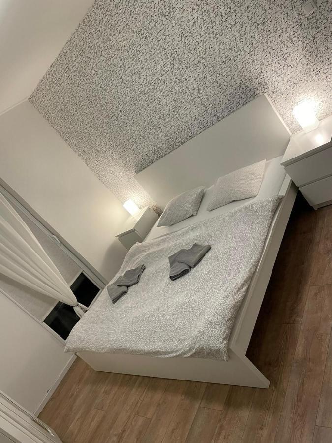 Apartman V Centre Michaloviec มิคาโลเท ภายนอก รูปภาพ