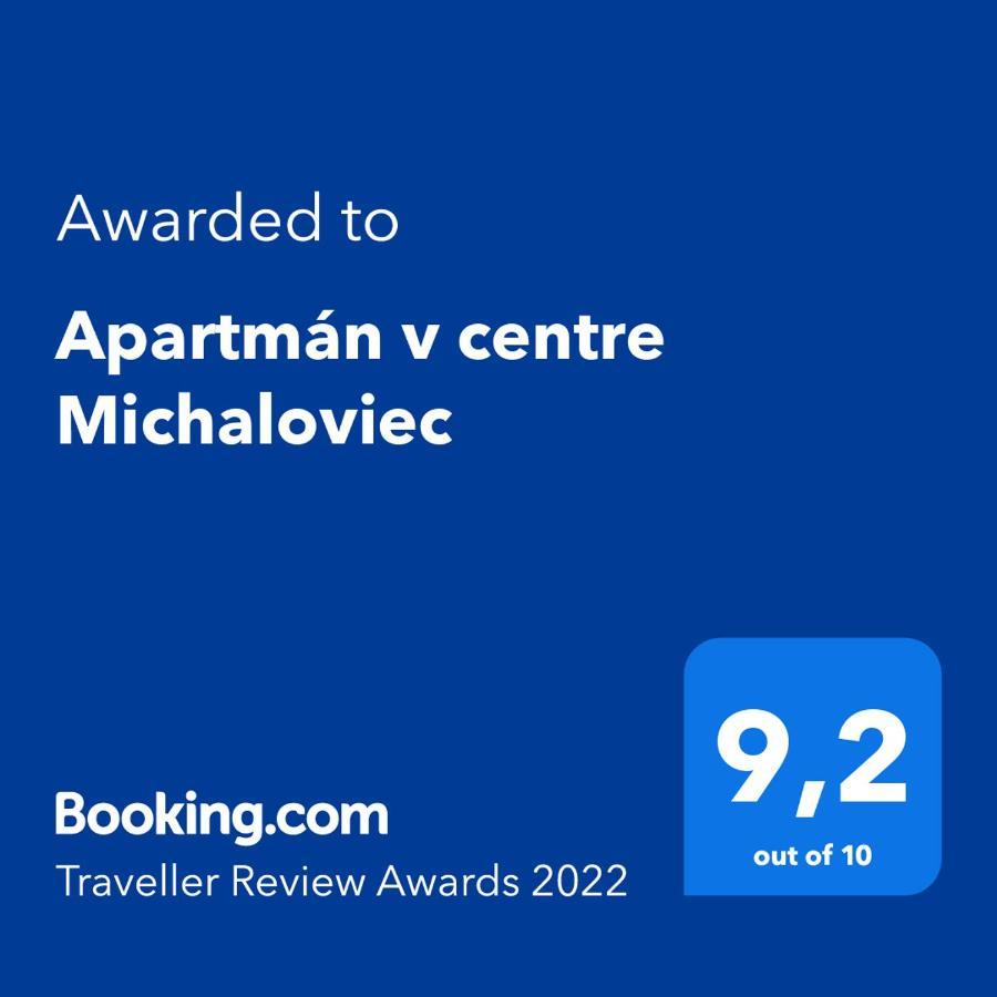 Apartman V Centre Michaloviec มิคาโลเท ภายนอก รูปภาพ