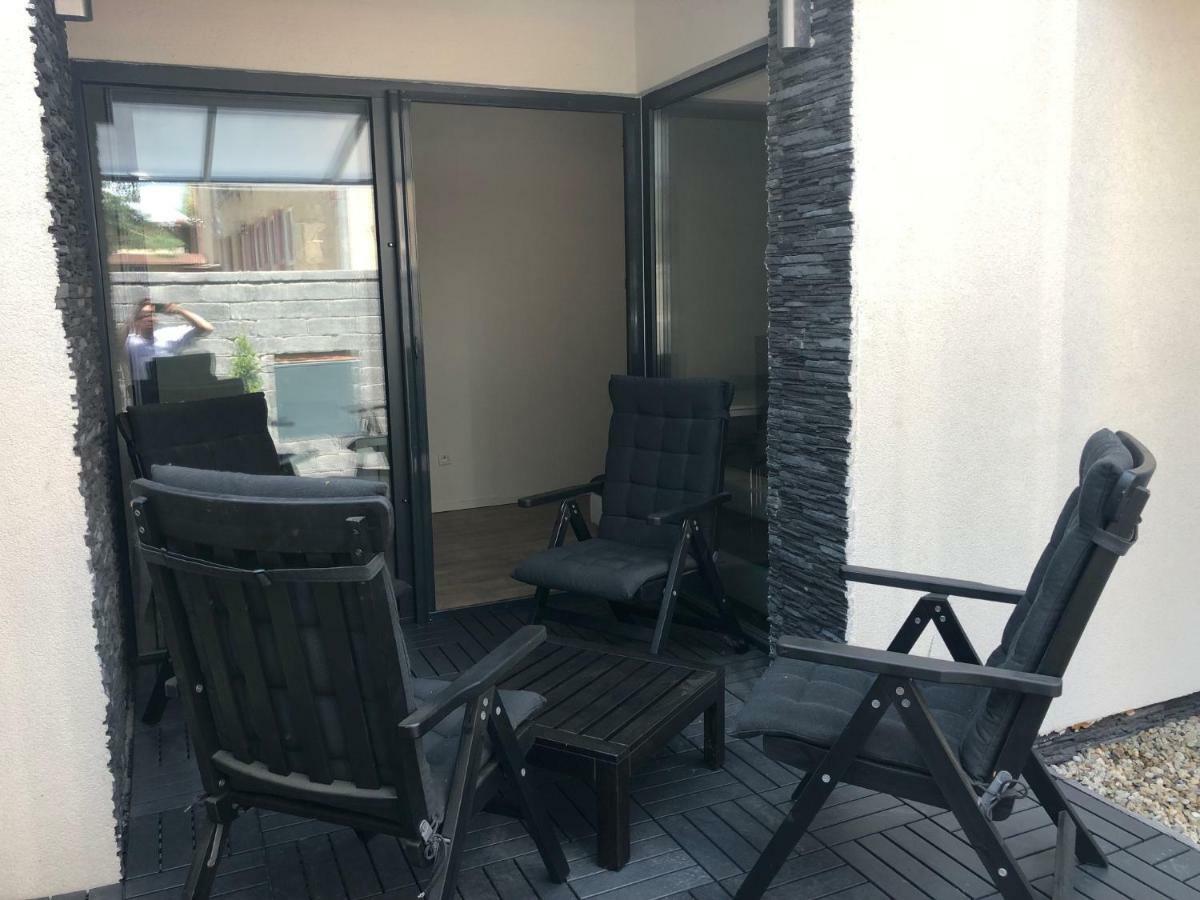 Apartman V Centre Michaloviec มิคาโลเท ภายนอก รูปภาพ
